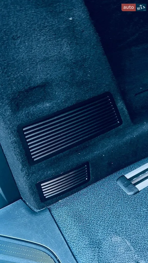 2021 Mercedes-Benz Vito - мініатюра 23