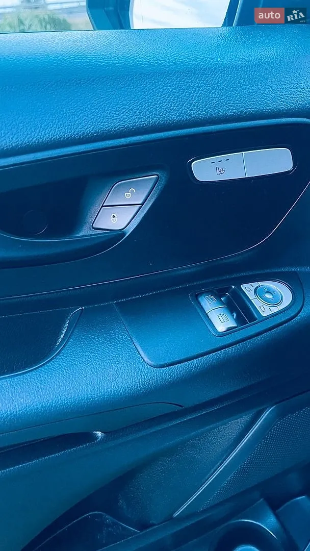2021 Mercedes-Benz Vito - мініатюра 38