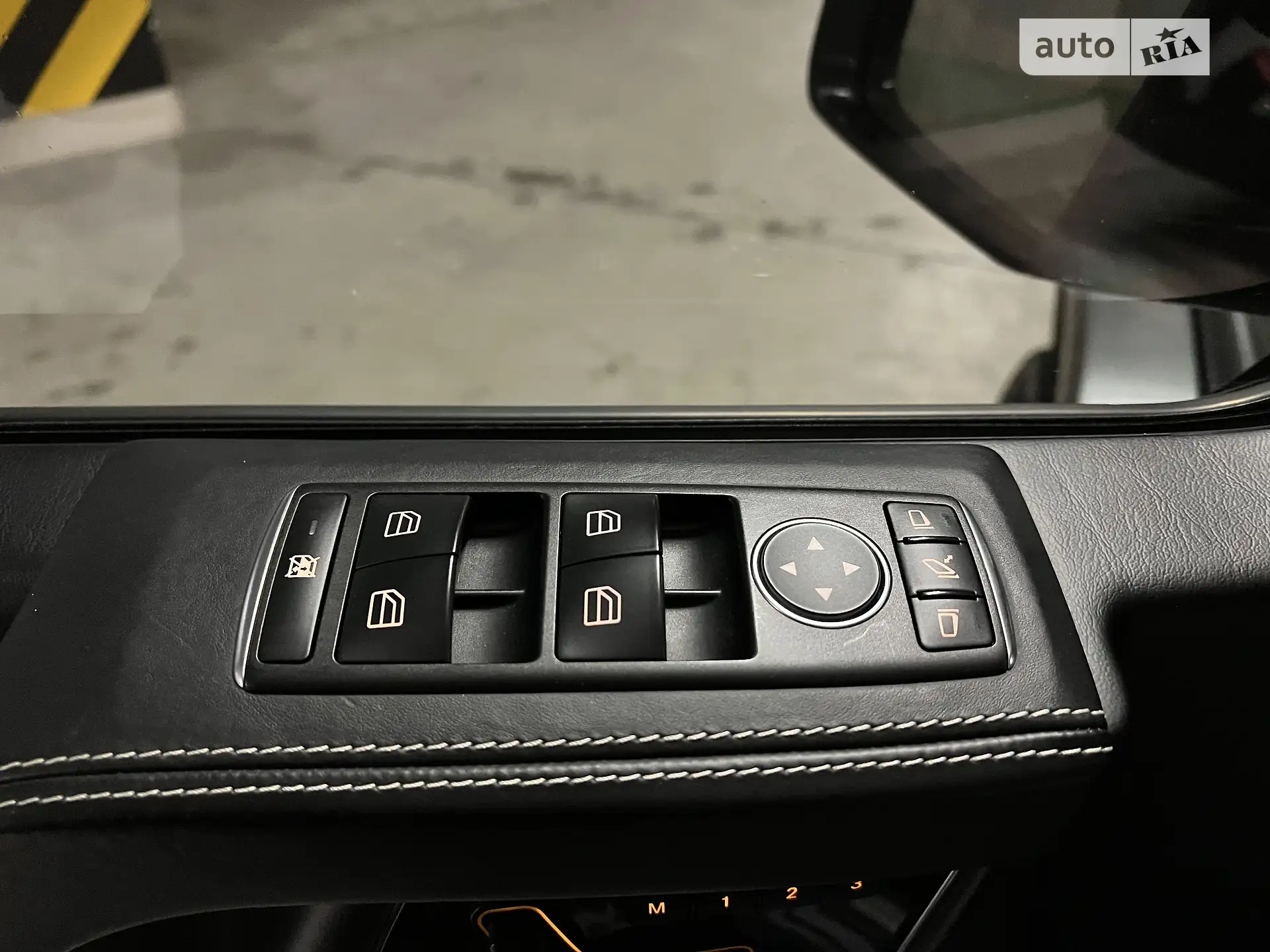 2015 Mercedes-Benz G-klasse - мініатюра 31