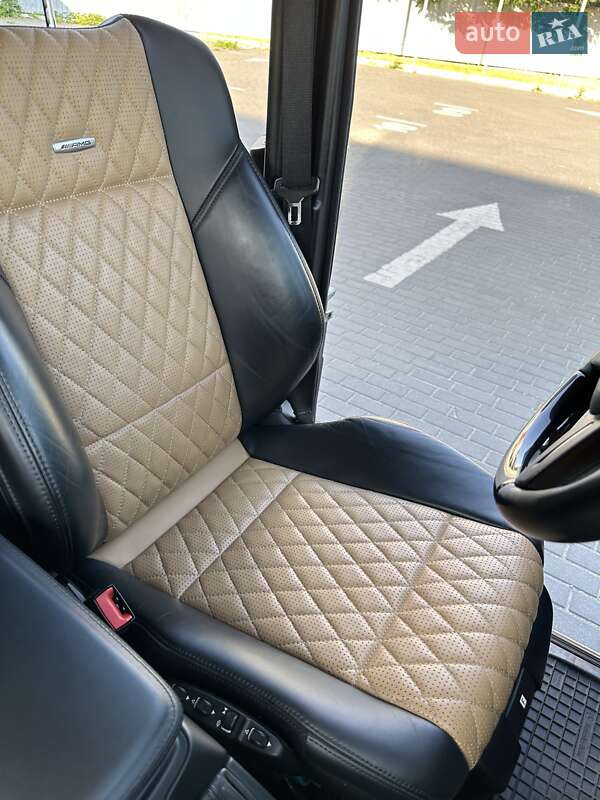 Позашляховик / Кросовер Mercedes-Benz G-Class 2014 в Києві