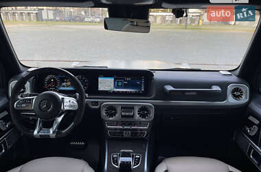 Позашляховик / Кросовер Mercedes-Benz G-Class 2018 в 