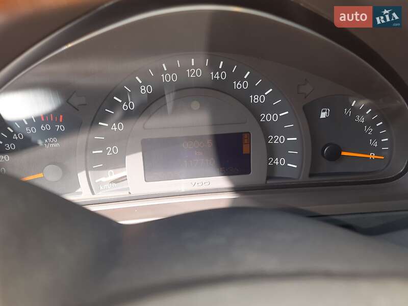 Внедорожник / Кроссовер Mercedes-Benz G-Class 2003 в Кривом Роге