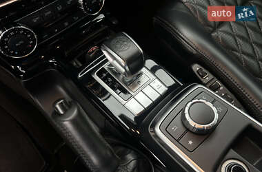 Внедорожник / Кроссовер Mercedes-Benz G-Class 2015 в 