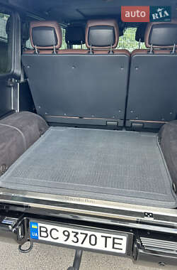 Позашляховик / Кросовер Mercedes-Benz G-Class 2012 в 