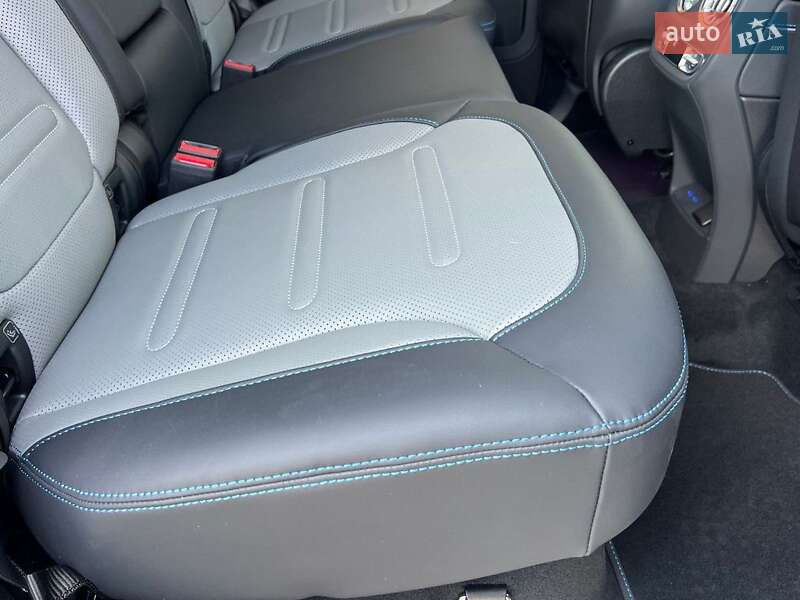 Внедорожник / Кроссовер Mercedes-Benz G-Class 2025 в Киеве фото 18 Внедорожник / Кроссовер Mercedes-Benz G-Class 2025 в Киеве