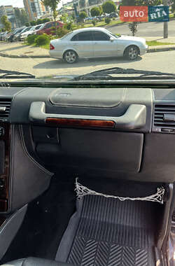 Внедорожник / Кроссовер Mercedes-Benz G-Class 1996 в 