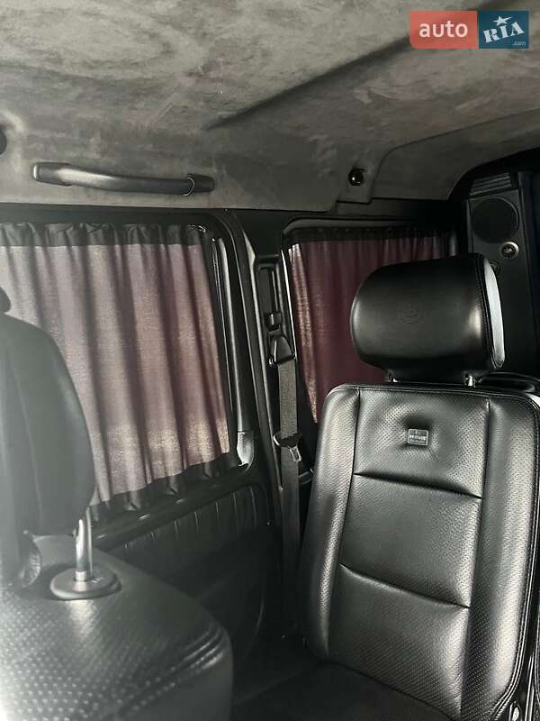 Внедорожник / Кроссовер Mercedes-Benz G-Class 2011 в Киеве