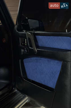 Внедорожник / Кроссовер Mercedes-Benz G-Class 2004 в 