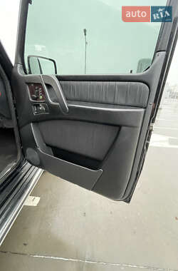 Внедорожник / Кроссовер Mercedes-Benz G-Class 2003 в 