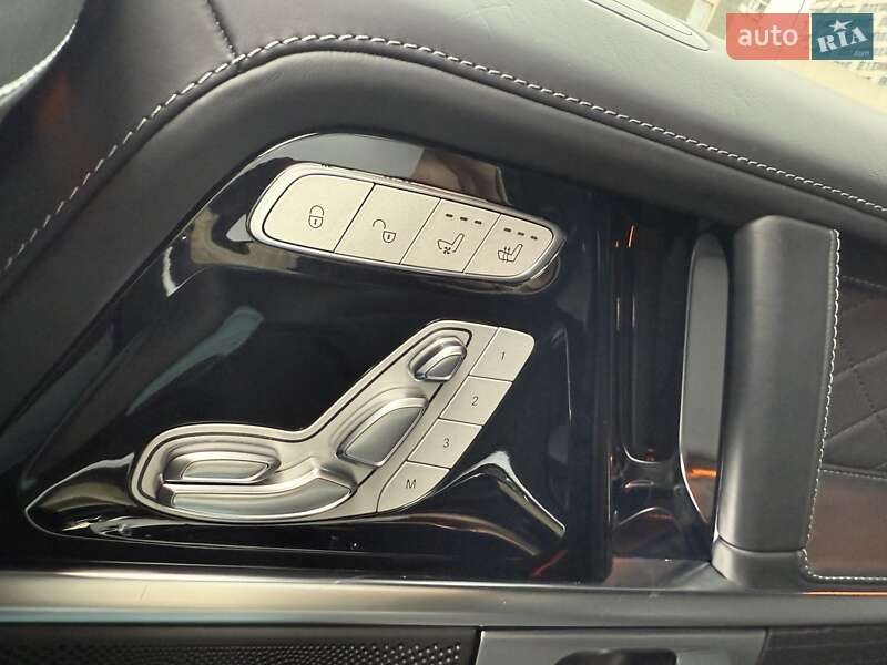 Позашляховик / Кросовер Mercedes-Benz G-Class 2019 в Києві фото 68 Позашляховик / Кросовер Mercedes-Benz G-Class 2019 в Києві