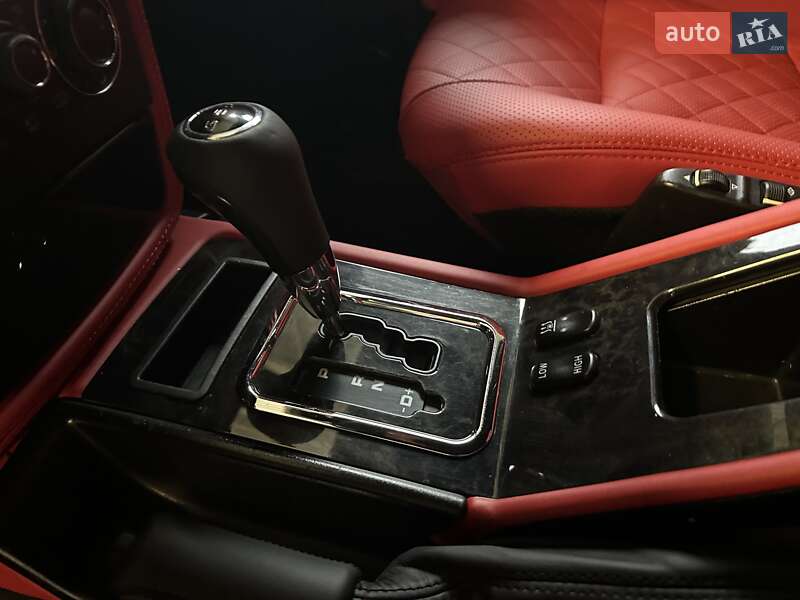 Позашляховик / Кросовер Mercedes-Benz G-Class 2010 в Дніпрі