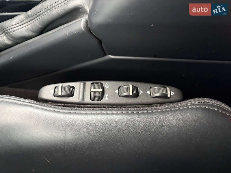 Внедорожник / Кроссовер Mercedes-Benz G-Class 2012 в Киеве фото 17 Внедорожник / Кроссовер Mercedes-Benz G-Class 2012 в Киеве