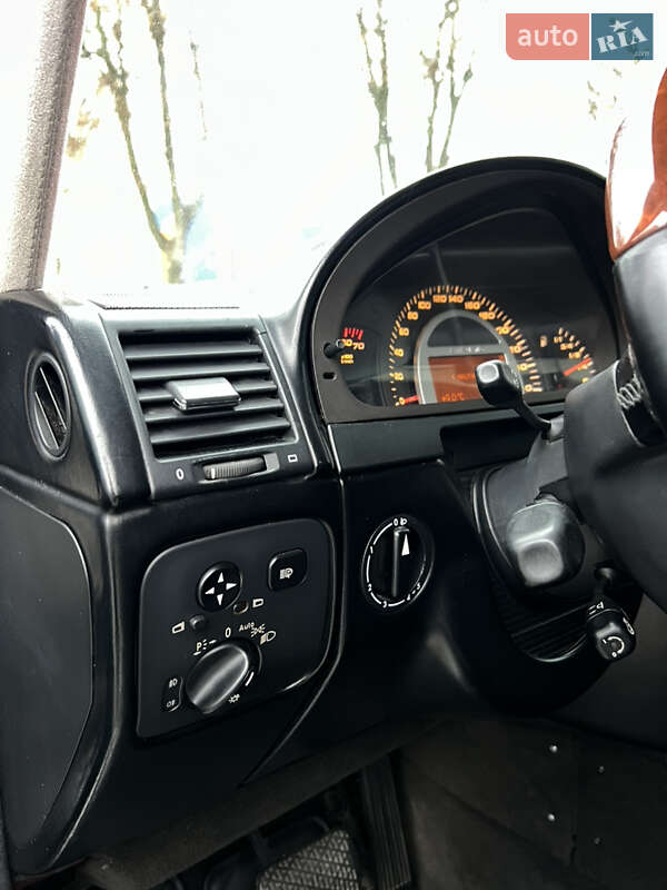 Позашляховик / Кросовер Mercedes-Benz G-Class 2001 в Дніпрі фото 27 Позашляховик / Кросовер Mercedes-Benz G-Class 2001 в Дніпрі