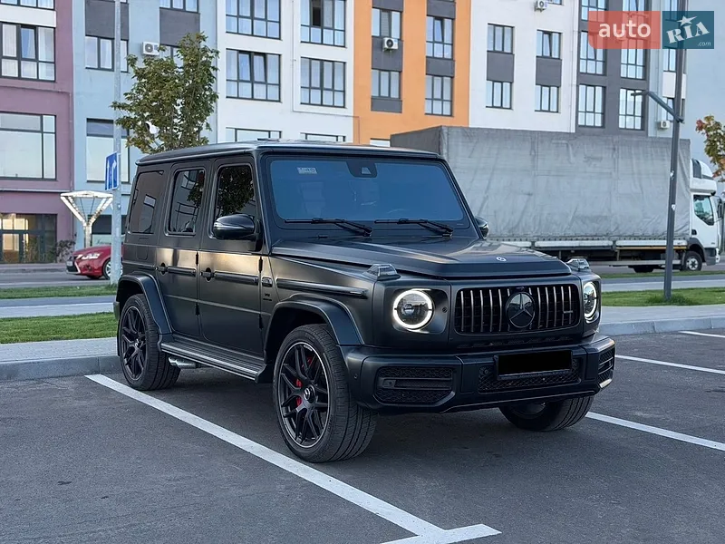 Mercedes-Benz G-Class 2024