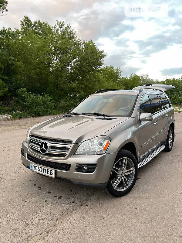 Mercedes-Benz GL 320