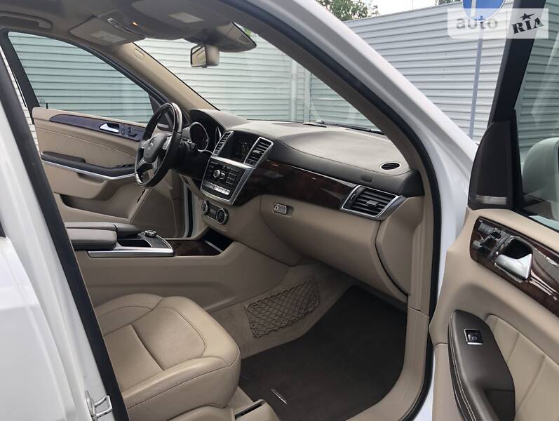 Позашляховик / Кросовер Mercedes-Benz GL-Class 2014 в Одесі фото 32 Позашляховик / Кросовер Mercedes-Benz GL-Class 2014 в Одесі