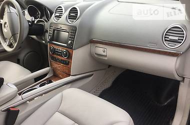 Позашляховик / Кросовер Mercedes-Benz GL-Class 2008 в 