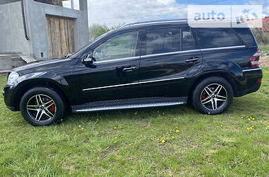 Позашляховик / Кросовер Mercedes-Benz GL-Class 2008 в 