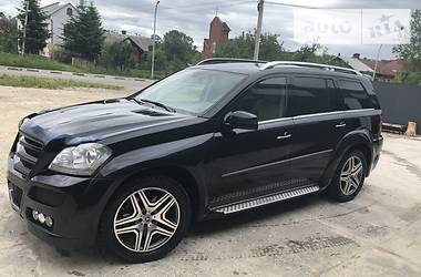 Позашляховик / Кросовер Mercedes-Benz GL-Class 2011 в 