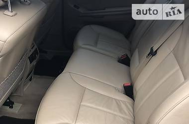 Позашляховик / Кросовер Mercedes-Benz GL-Class 2011 в 