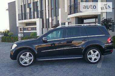 Mercedes-Benz GL-Class 2012 Mercedes-Benz GL-Class 2012