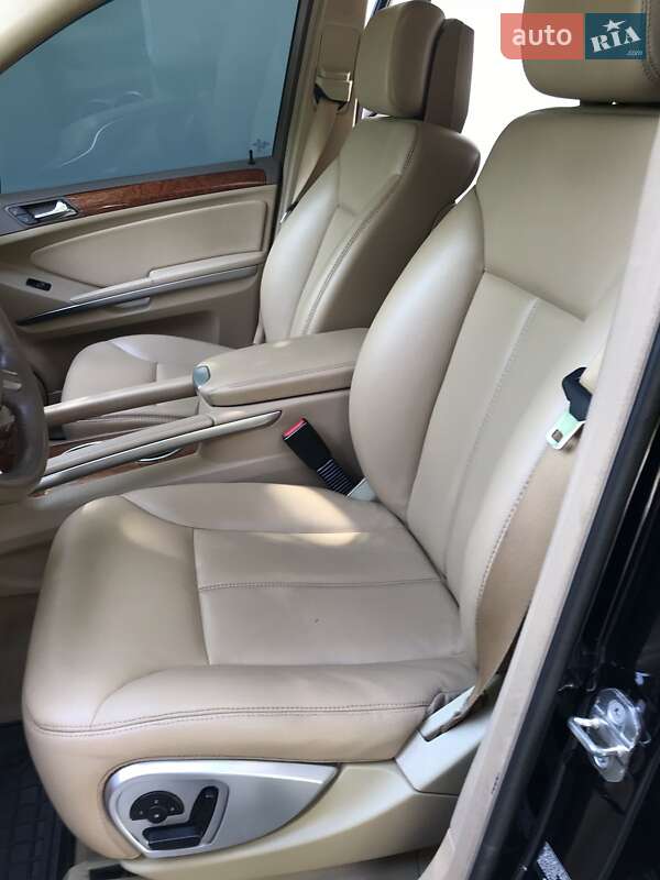 Позашляховик / Кросовер Mercedes-Benz GL-Class 2008 в Сумах