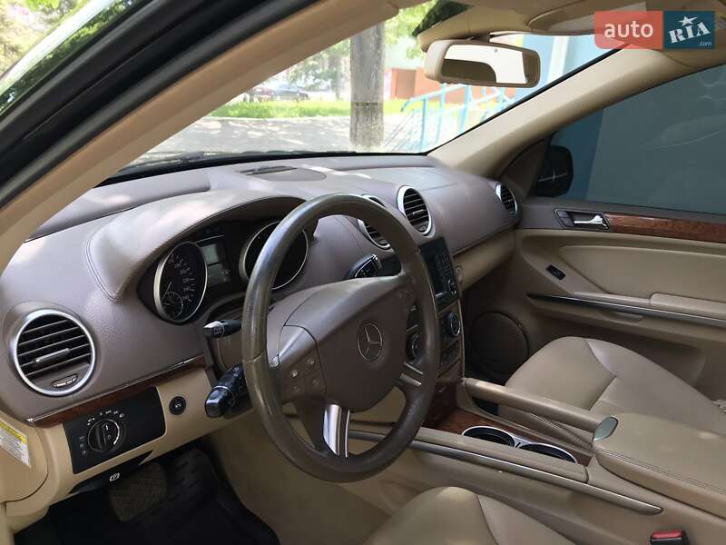 Позашляховик / Кросовер Mercedes-Benz GL-Class 2008 в Сумах