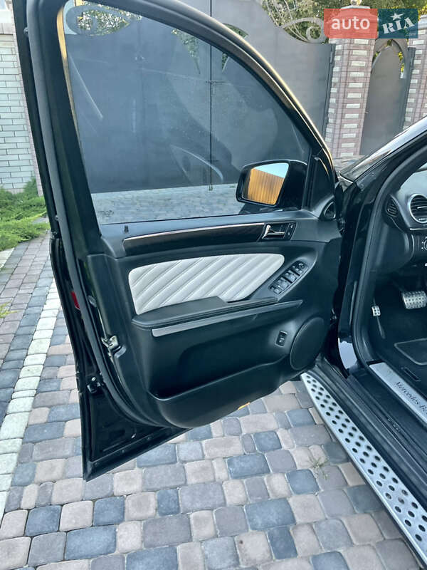 Внедорожник / Кроссовер Mercedes-Benz GL-Class 2012 в Черновцах фото 14 Внедорожник / Кроссовер Mercedes-Benz GL-Class 2012 в Черновцах