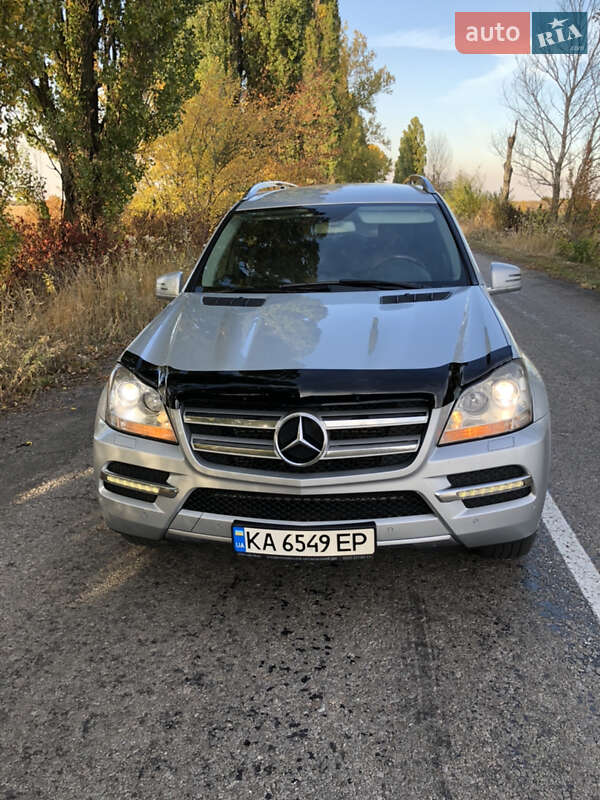 Внедорожник / Кроссовер Mercedes-Benz GL-Class 2011 в Обухове фото 7 Внедорожник / Кроссовер Mercedes-Benz GL-Class 2011 в Обухове