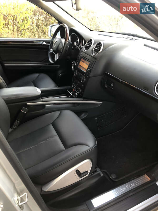Внедорожник / Кроссовер Mercedes-Benz GL-Class 2011 в Обухове фото 17 Внедорожник / Кроссовер Mercedes-Benz GL-Class 2011 в Обухове