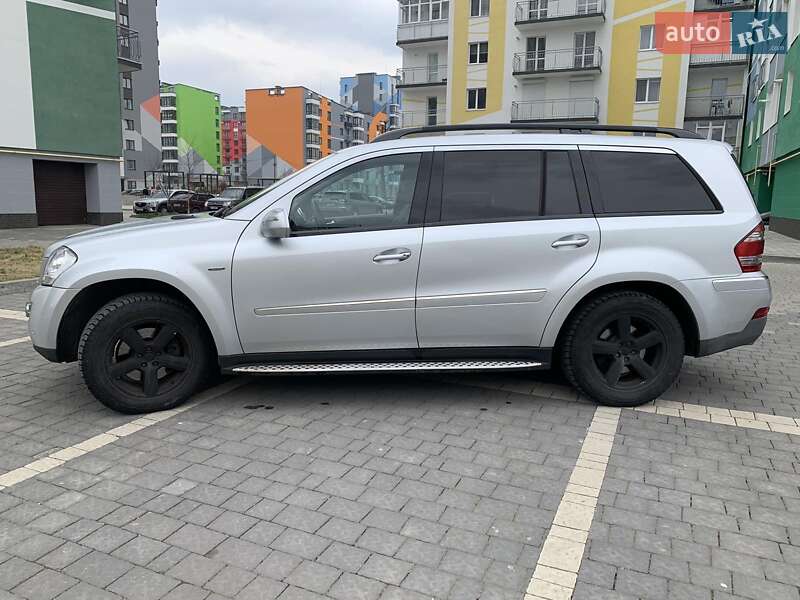 Внедорожник / Кроссовер Mercedes-Benz GL-Class 2009 в 