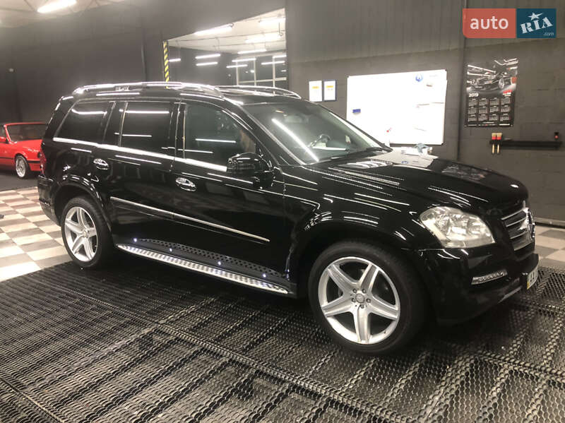 Внедорожник / Кроссовер Mercedes-Benz GL-Class 2011 в 