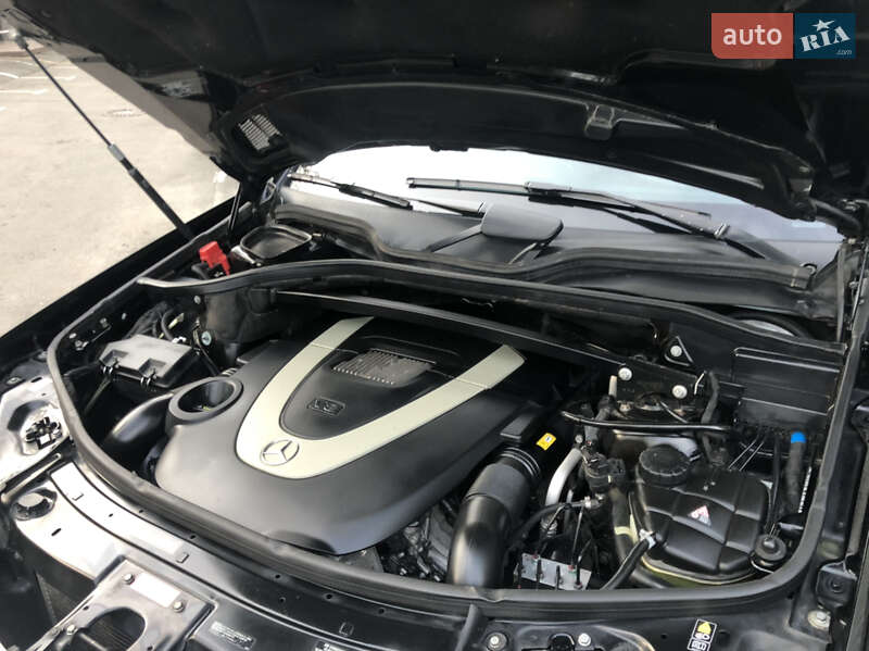 Внедорожник / Кроссовер Mercedes-Benz GL-Class 2011 в Киеве фото 15 Внедорожник / Кроссовер Mercedes-Benz GL-Class 2011 в Киеве