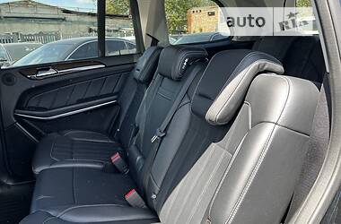 Позашляховик / Кросовер Mercedes-Benz GL-Class 2014 в 