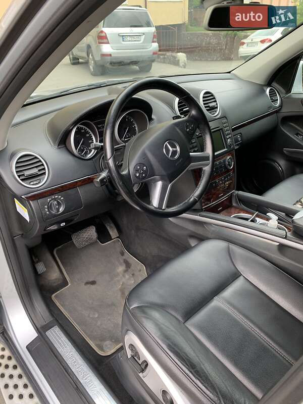 Внедорожник / Кроссовер Mercedes-Benz GL-Class 2011 в Ивано-Франковске