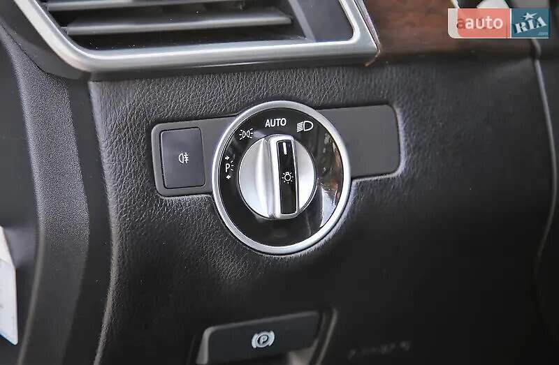 Внедорожник / Кроссовер Mercedes-Benz GL-Class 2013 в Харькове фото 26 Внедорожник / Кроссовер Mercedes-Benz GL-Class 2013 в Харькове