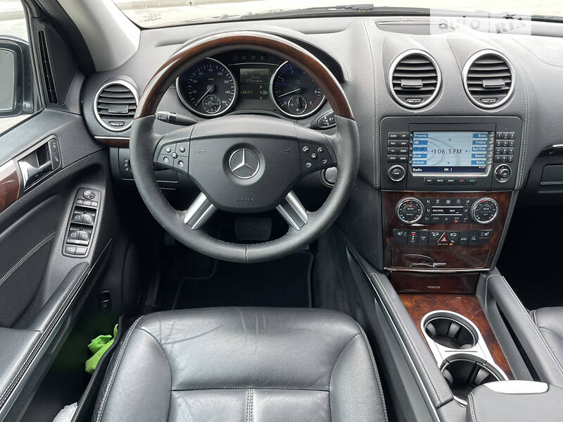 Внедорожник / Кроссовер Mercedes-Benz GL-Class 2008 в Киеве
