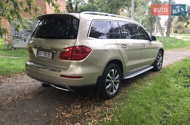 Позашляховик / Кросовер Mercedes-Benz GL-Class 2012 в 