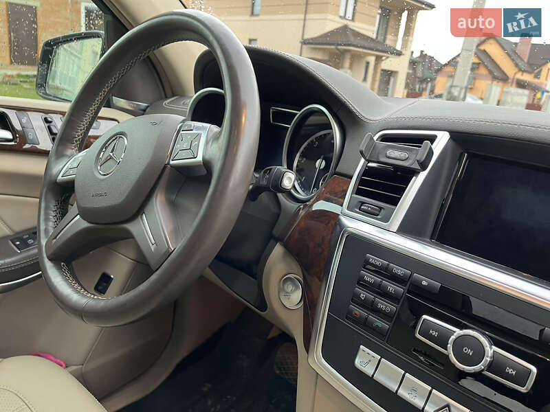 Внедорожник / Кроссовер Mercedes-Benz GL-Class 2014 в Львове фото 12 Внедорожник / Кроссовер Mercedes-Benz GL-Class 2014 в Львове