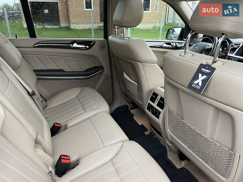 Внедорожник / Кроссовер Mercedes-Benz GL-Class 2014 в Львове фото 14 Внедорожник / Кроссовер Mercedes-Benz GL-Class 2014 в Львове