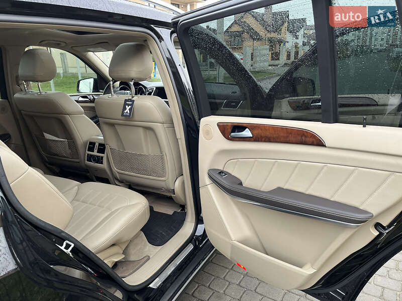 Внедорожник / Кроссовер Mercedes-Benz GL-Class 2014 в Львове фото 17 Внедорожник / Кроссовер Mercedes-Benz GL-Class 2014 в Львове