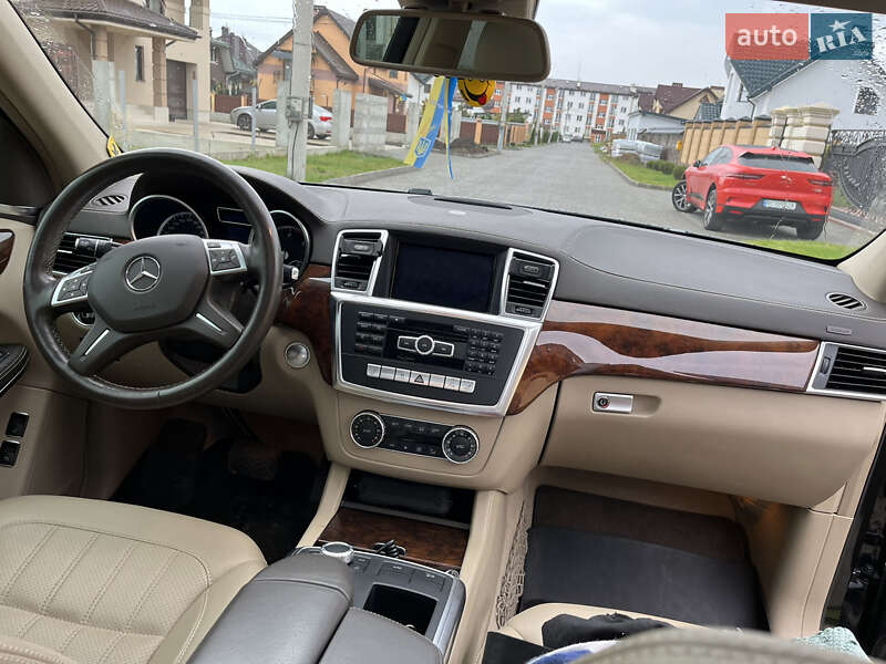 Внедорожник / Кроссовер Mercedes-Benz GL-Class 2014 в Львове фото 32 Внедорожник / Кроссовер Mercedes-Benz GL-Class 2014 в Львове