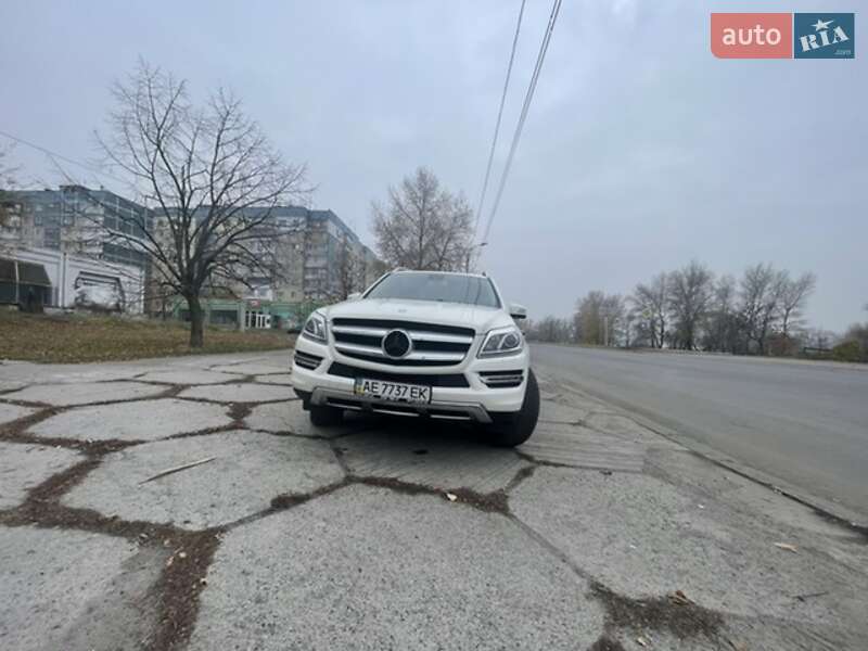 Внедорожник / Кроссовер Mercedes-Benz GL-Class 2013 в Днепре фото 9 Внедорожник / Кроссовер Mercedes-Benz GL-Class 2013 в Днепре