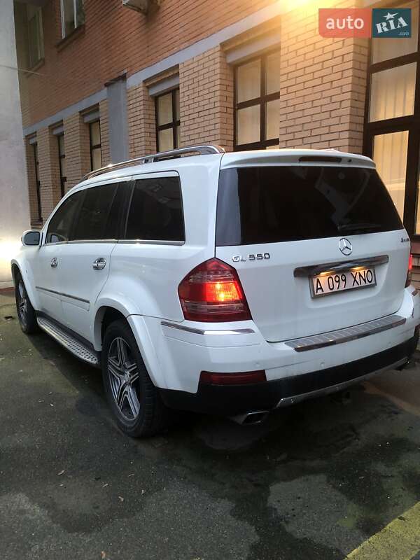 Внедорожник / Кроссовер Mercedes-Benz GL-Class 2007 в Киеве