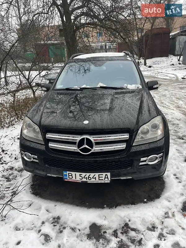 Mercedes-Benz GL-Class