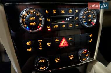 Позашляховик / Кросовер Mercedes-Benz GL-Class 2009 в 
