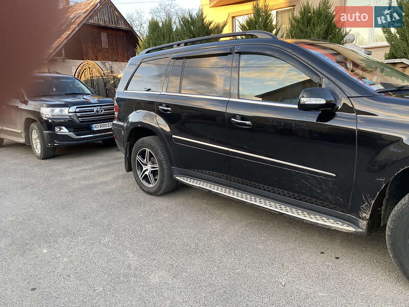 Внедорожник / Кроссовер Mercedes-Benz GL-Class 2007 в Тячеве