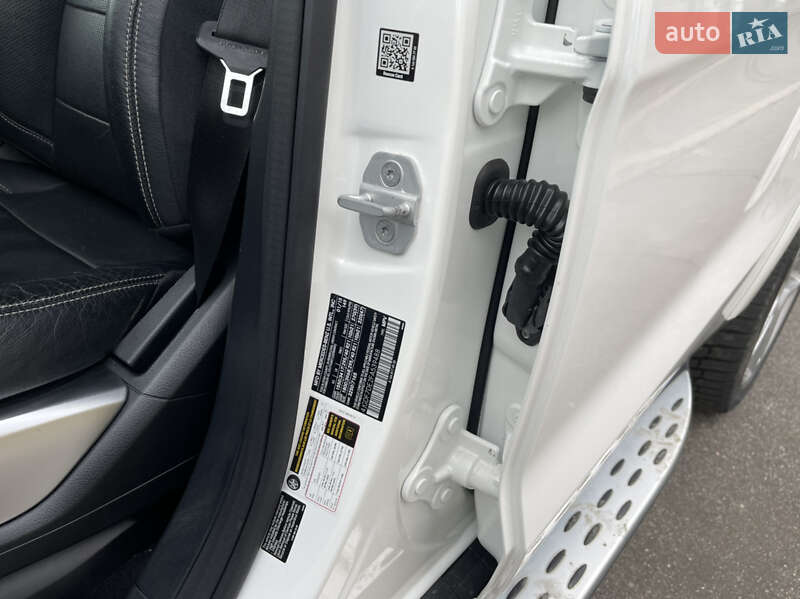 Позашляховик / Кросовер Mercedes-Benz GL-Class 2015 в Броварах