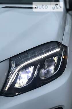 Позашляховик / Кросовер Mercedes-Benz GL-Class 2014 в 
