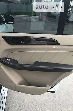 Позашляховик / Кросовер Mercedes-Benz GL-Class 2014 в 